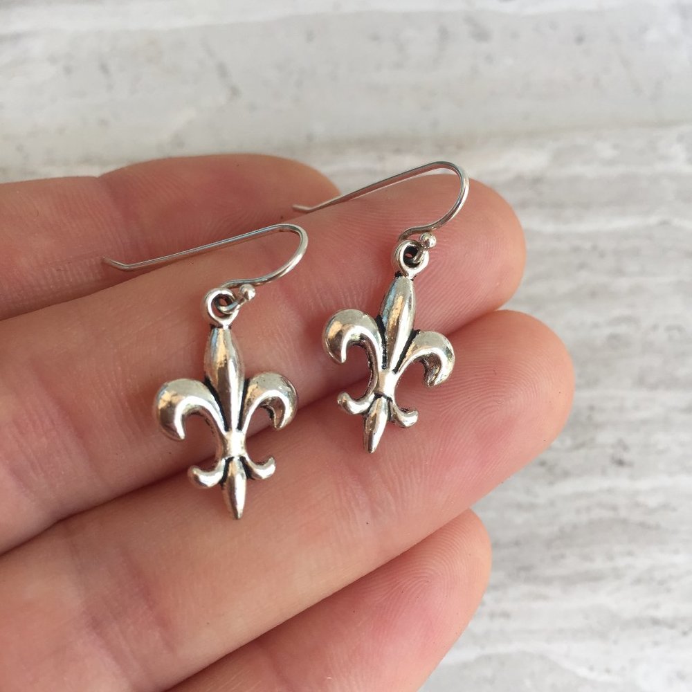 Sterling silver/ Fleur-de-lis Earrings